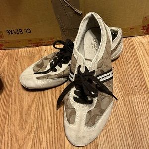 Coach shoes (8.5)